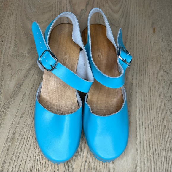 Swedish Turquoise Leather Clogs Wooden Heels Women’s Size 7.5/38 - Picture 3 of 10